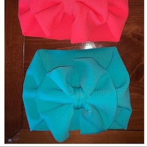 Totally teal head band